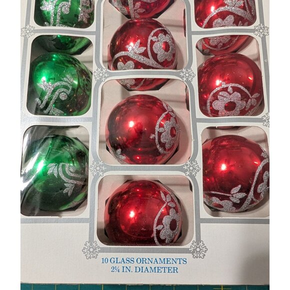 Vintage Holly American made Glass Christmas Ornaments Set of 20 - Picture 12 of 16